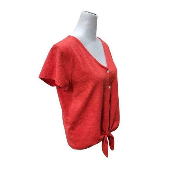 J. Crew Women's Textured Tie Front Top Size Medium Red Button Front V Neck - Picture 6 of 8